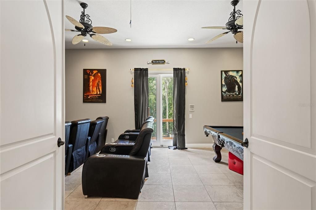 En Venta: $2,299,000 (6 camas, 5 baños, 6200 Pies cuadrados)