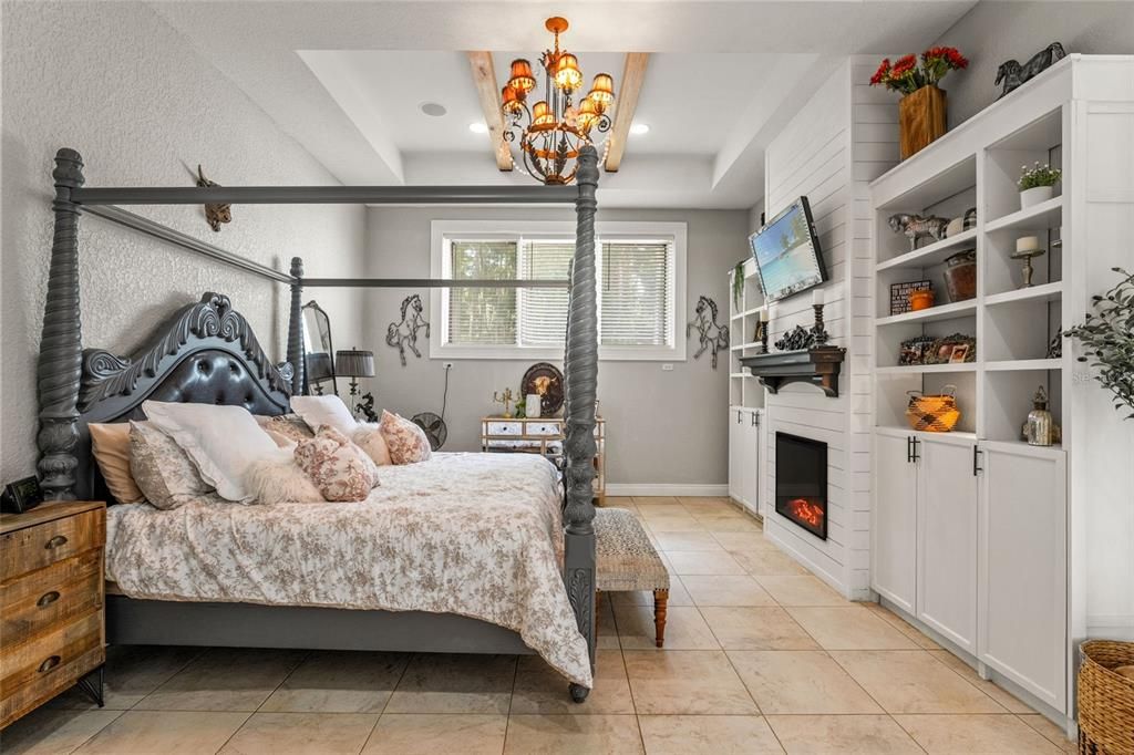 En Venta: $2,299,000 (6 camas, 5 baños, 6200 Pies cuadrados)