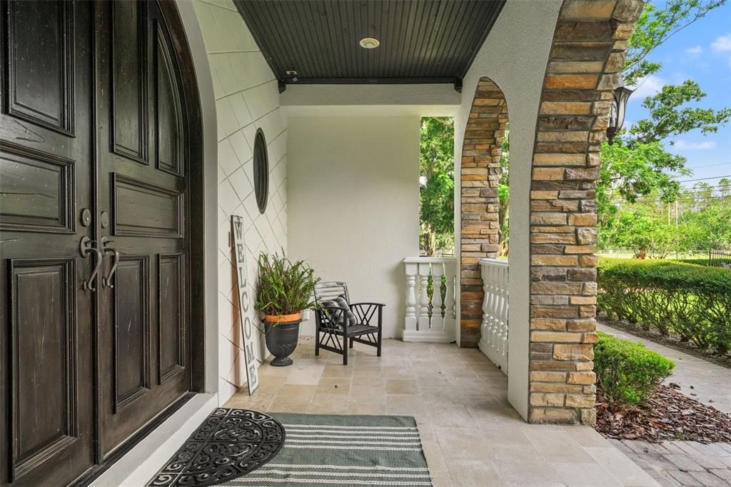 En Venta: $2,299,000 (6 camas, 5 baños, 6200 Pies cuadrados)