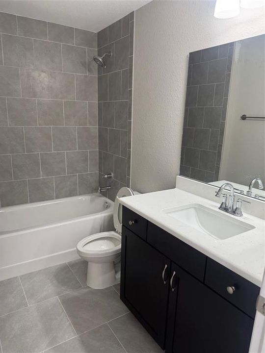 Active With Contract: $194,900 (3 beds, 2 baths, 1000 Square Feet)