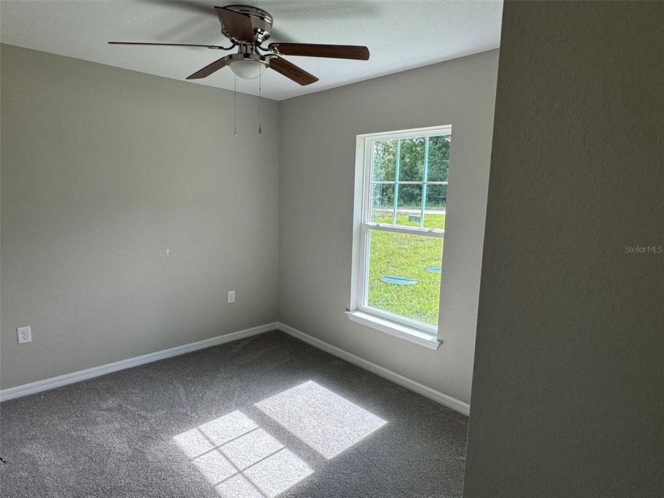 Active With Contract: $194,900 (3 beds, 2 baths, 1000 Square Feet)