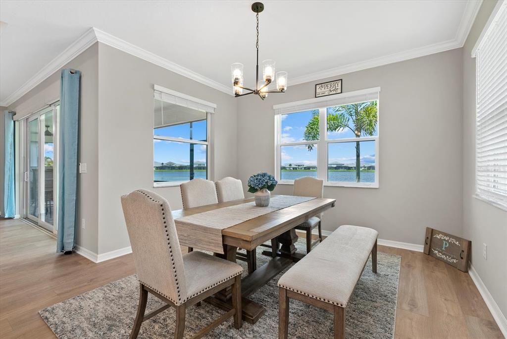 Active With Contract: $900,000 (4 beds, 4 baths, 3284 Square Feet)