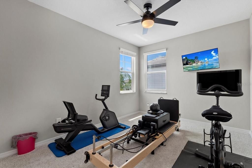 Active With Contract: $900,000 (4 beds, 4 baths, 3284 Square Feet)