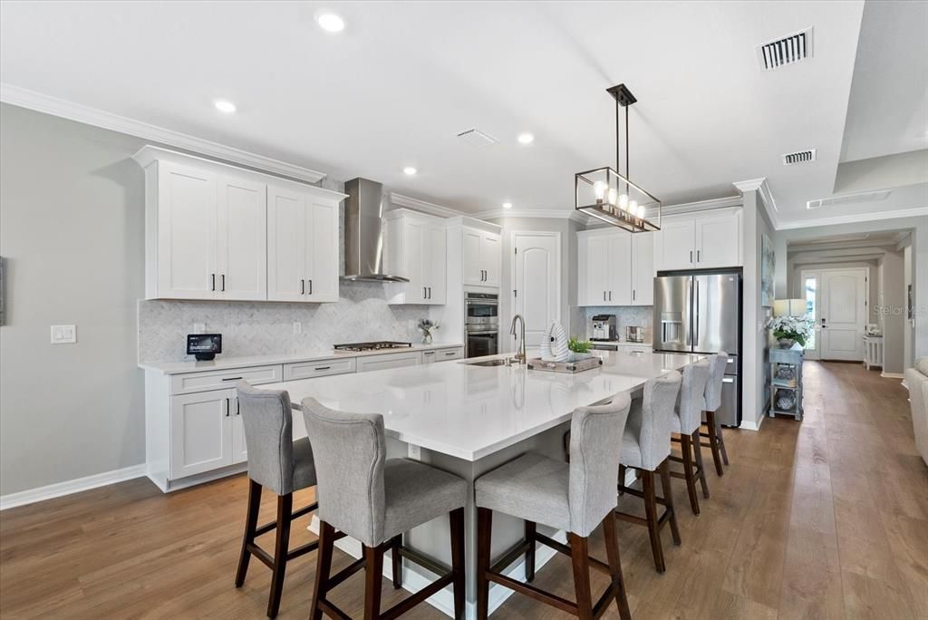 Active With Contract: $900,000 (4 beds, 4 baths, 3284 Square Feet)