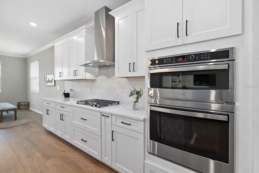 Active With Contract: $900,000 (4 beds, 4 baths, 3284 Square Feet)