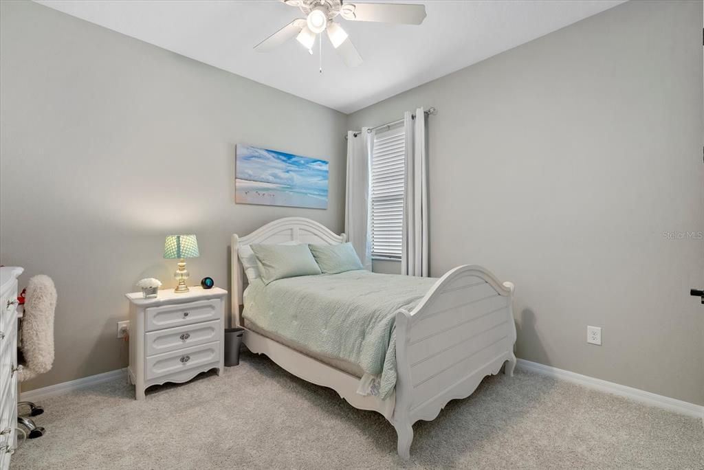 Active With Contract: $900,000 (4 beds, 4 baths, 3284 Square Feet)