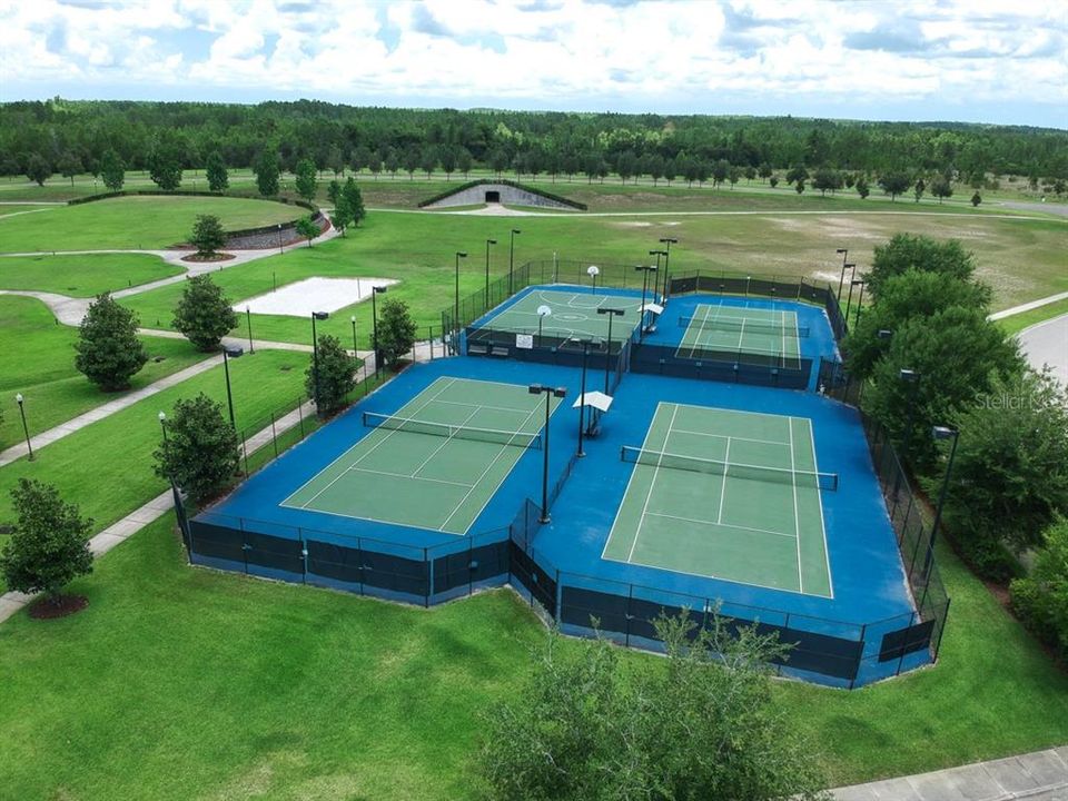 For Sale: $849,900 (5 beds, 4 baths, 3545 Square Feet)