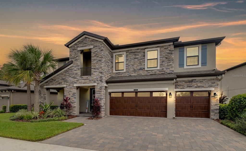 For Sale: $849,900 (5 beds, 4 baths, 3545 Square Feet)