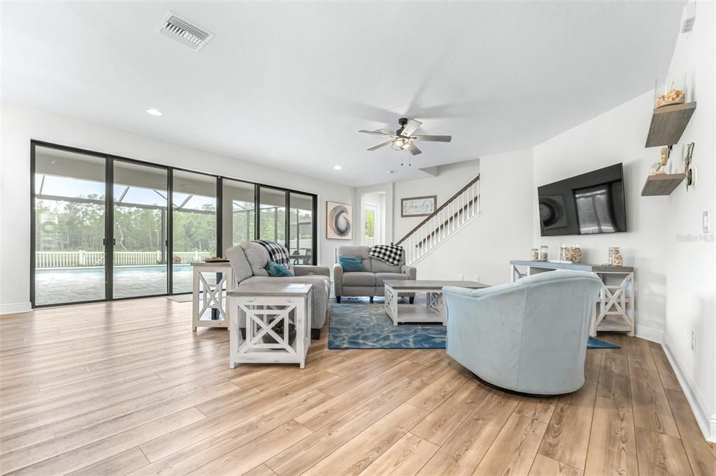 For Sale: $849,900 (5 beds, 4 baths, 3545 Square Feet)