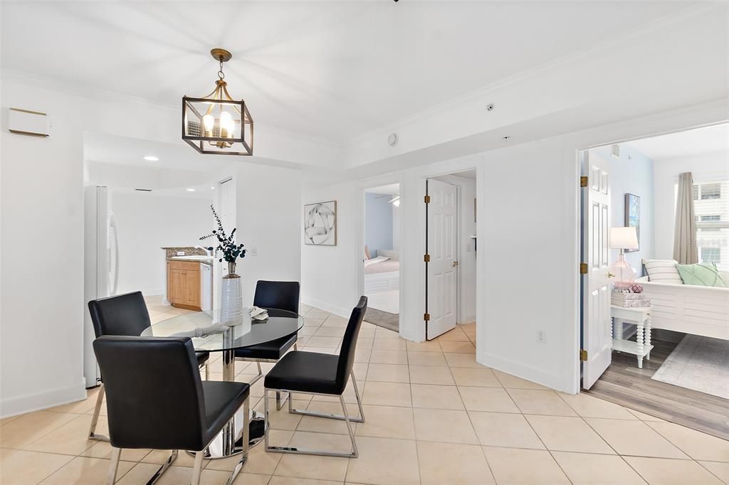 Active With Contract: $625,000 (3 beds, 3 baths, 2072 Square Feet)