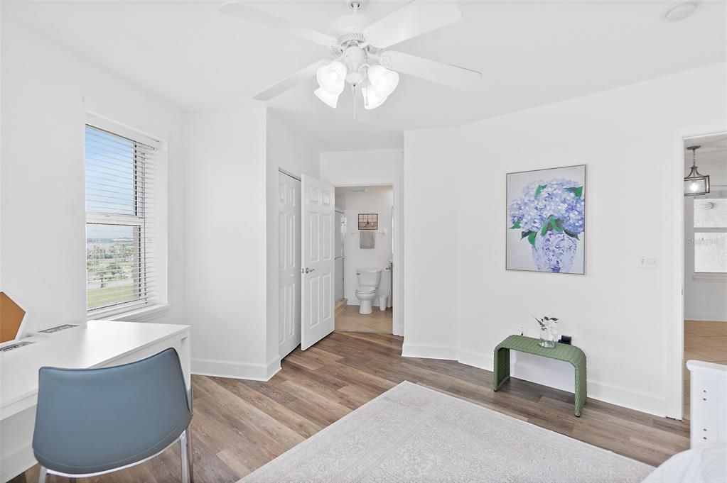 Active With Contract: $625,000 (3 beds, 3 baths, 2072 Square Feet)