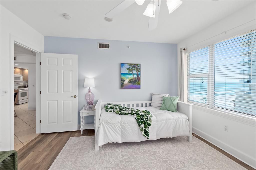 Active With Contract: $625,000 (3 beds, 3 baths, 2072 Square Feet)