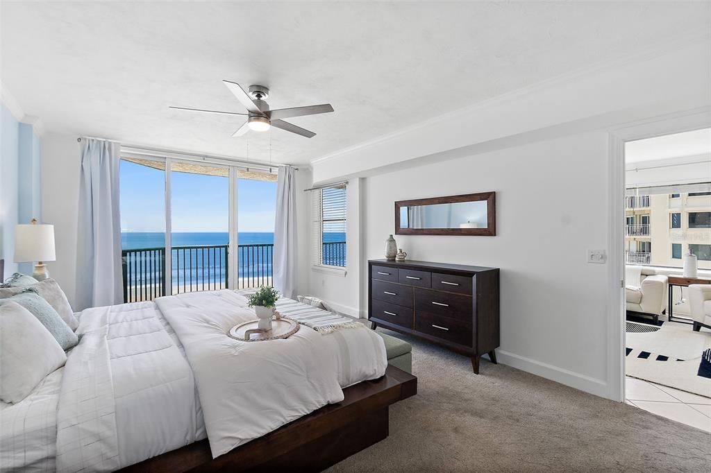 Active With Contract: $625,000 (3 beds, 3 baths, 2072 Square Feet)