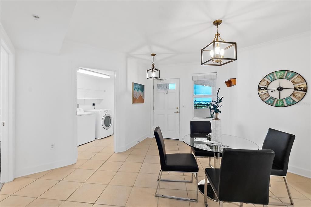 Active With Contract: $625,000 (3 beds, 3 baths, 2072 Square Feet)