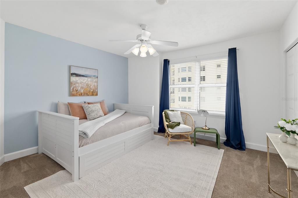 Active With Contract: $625,000 (3 beds, 3 baths, 2072 Square Feet)