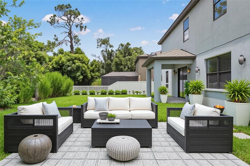 Activo con contrato: $434,000 (4 camas, 3 baños, 2552 Pies cuadrados)