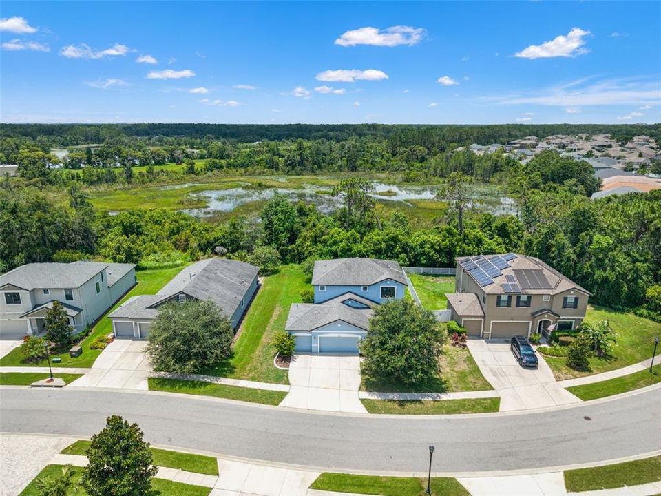 Activo con contrato: $434,000 (4 camas, 3 baños, 2552 Pies cuadrados)