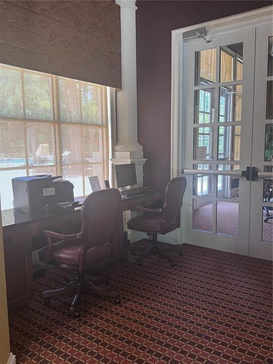 Activo con contrato: $434,000 (4 camas, 3 baños, 2552 Pies cuadrados)