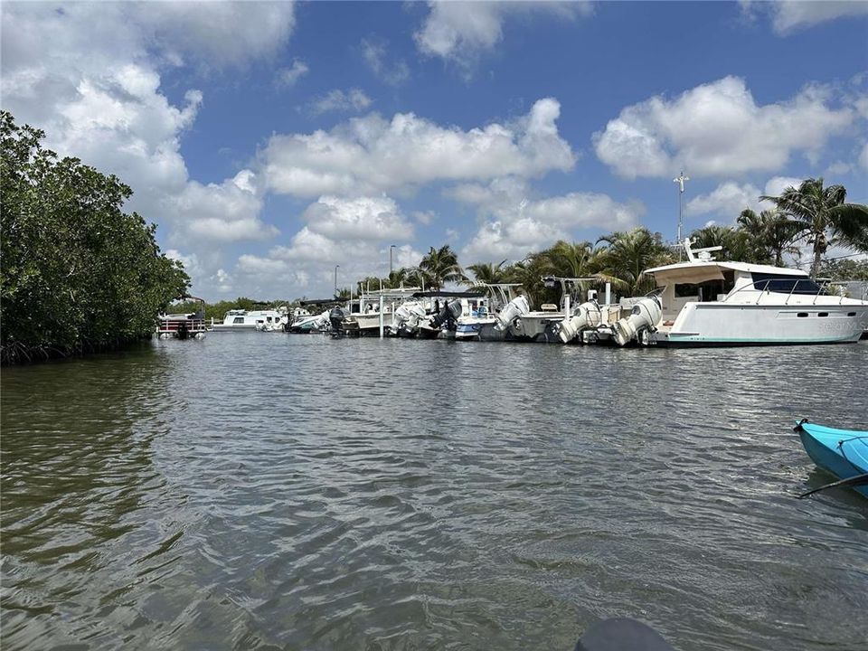 En Venta: $5,500,000 (10.32 acres)