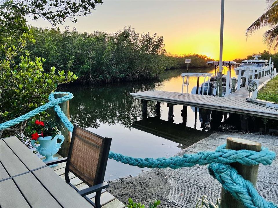 En Venta: $5,500,000 (10.32 acres)