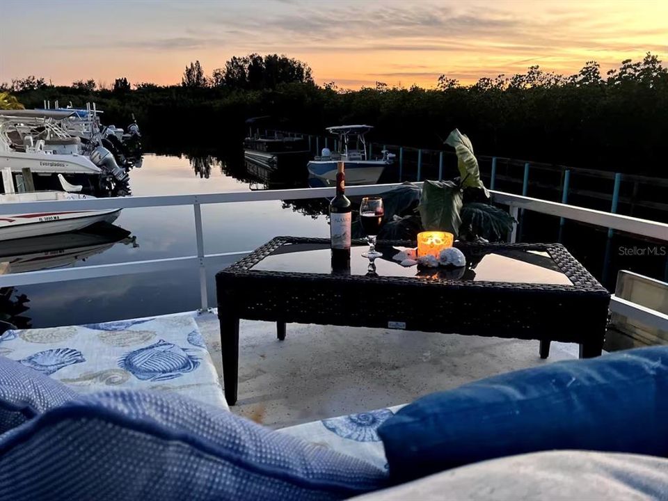 En Venta: $5,500,000 (10.32 acres)