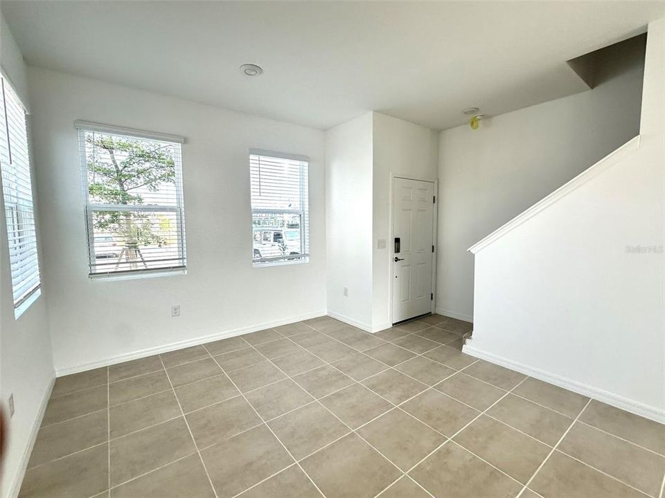 For Rent: $2,195 (2 beds, 2 baths, 1200 Square Feet)