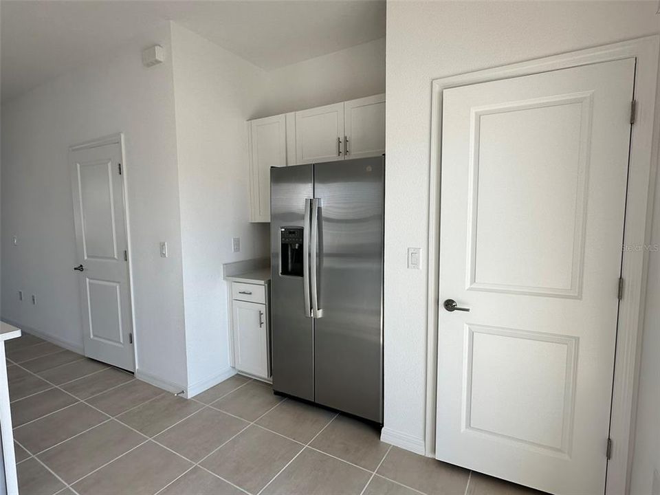 For Rent: $2,195 (2 beds, 2 baths, 1200 Square Feet)