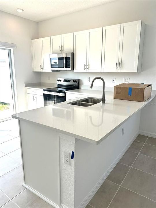 For Rent: $2,195 (2 beds, 2 baths, 1200 Square Feet)