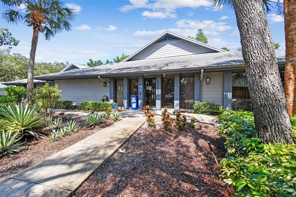 Active With Contract: $179,916 (2 beds, 2 baths, 1070 Square Feet)