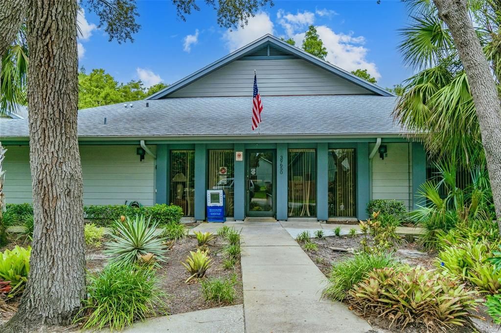 Active With Contract: $179,916 (2 beds, 2 baths, 1070 Square Feet)