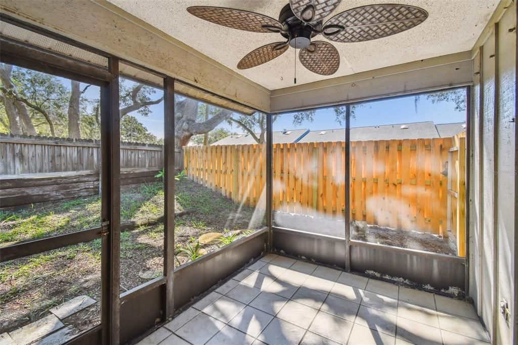 Active With Contract: $179,916 (2 beds, 2 baths, 1070 Square Feet)