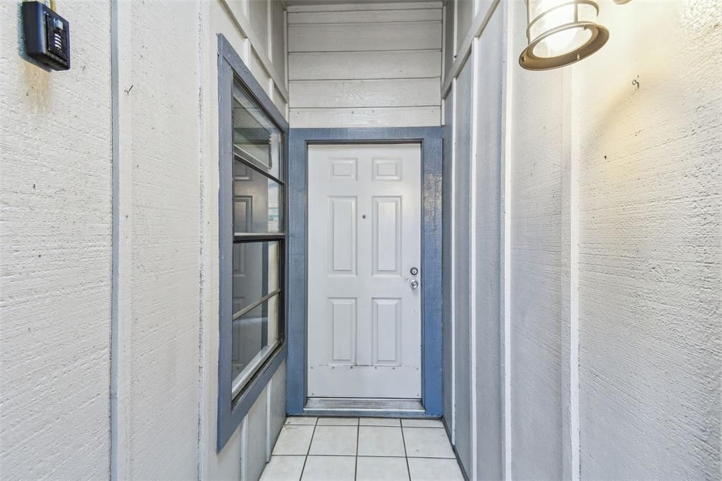 Active With Contract: $179,916 (2 beds, 2 baths, 1070 Square Feet)