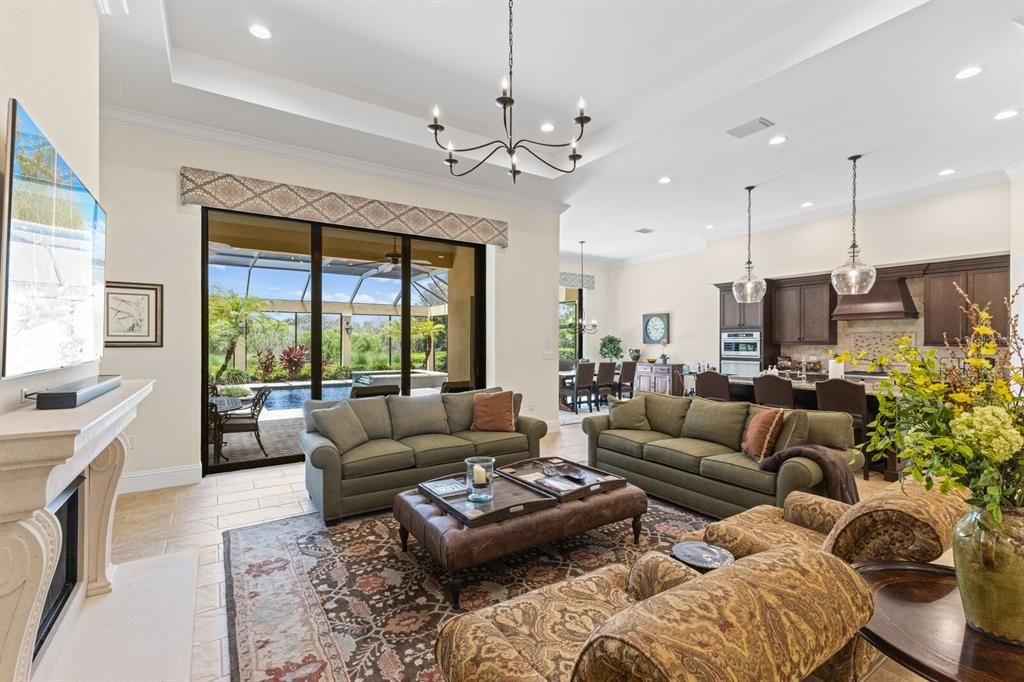 На продажу: $2,195,000 (3 спален, 3 ванн, 3244 Квадратных фут)