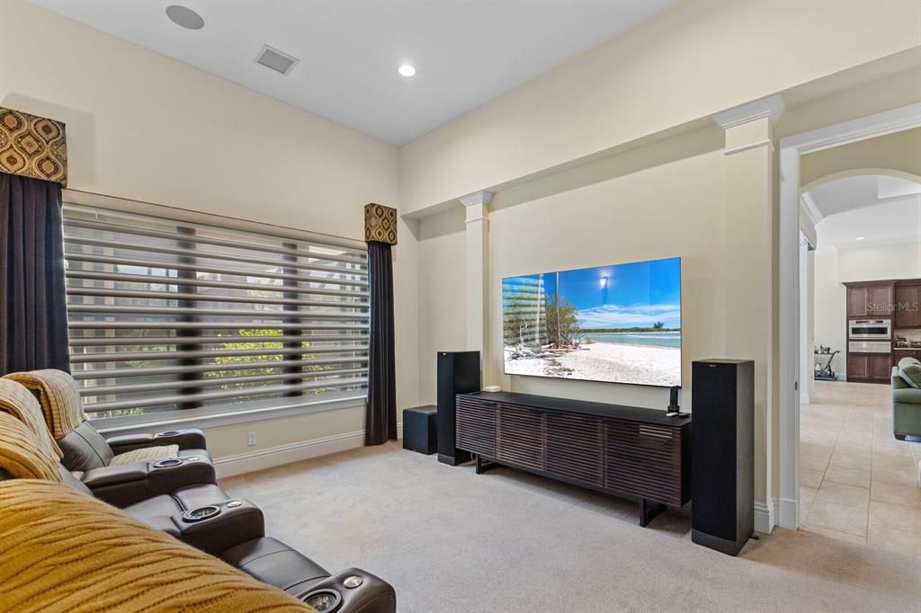 На продажу: $2,195,000 (3 спален, 3 ванн, 3244 Квадратных фут)