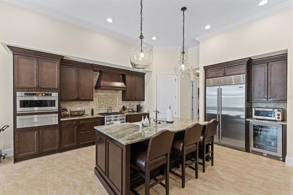 На продажу: $2,195,000 (3 спален, 3 ванн, 3244 Квадратных фут)