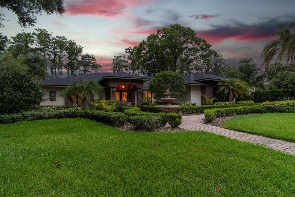 Vendido Recientemente: $1,425,000 (4 camas, 3 baños, 3389 Pies cuadrados)