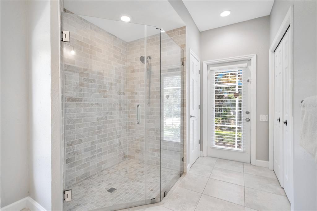 For Sale: $1,449,000 (4 beds, 3 baths, 3359 Square Feet)