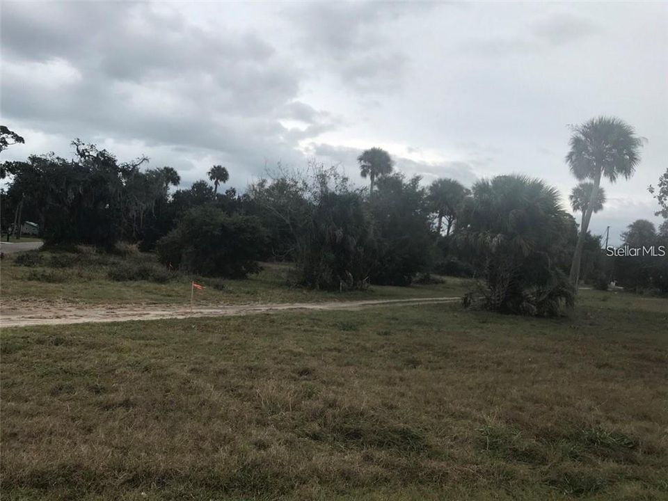 For Sale: $700,000 (1.61 acres)