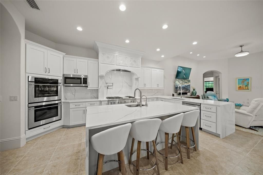 待售: $2,495,000 (4 贝兹, 4 浴室, 5426 平方英尺)