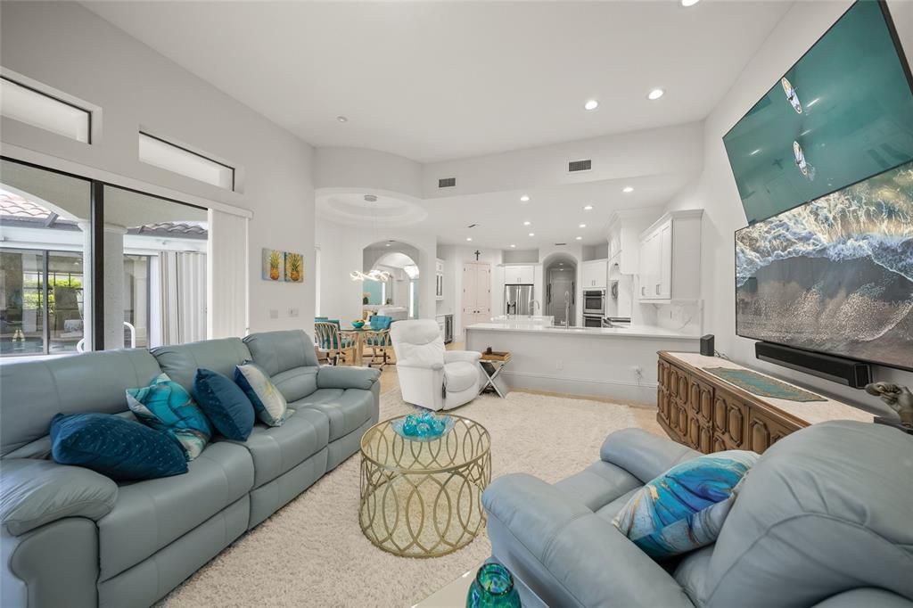 待售: $2,495,000 (4 贝兹, 4 浴室, 5426 平方英尺)