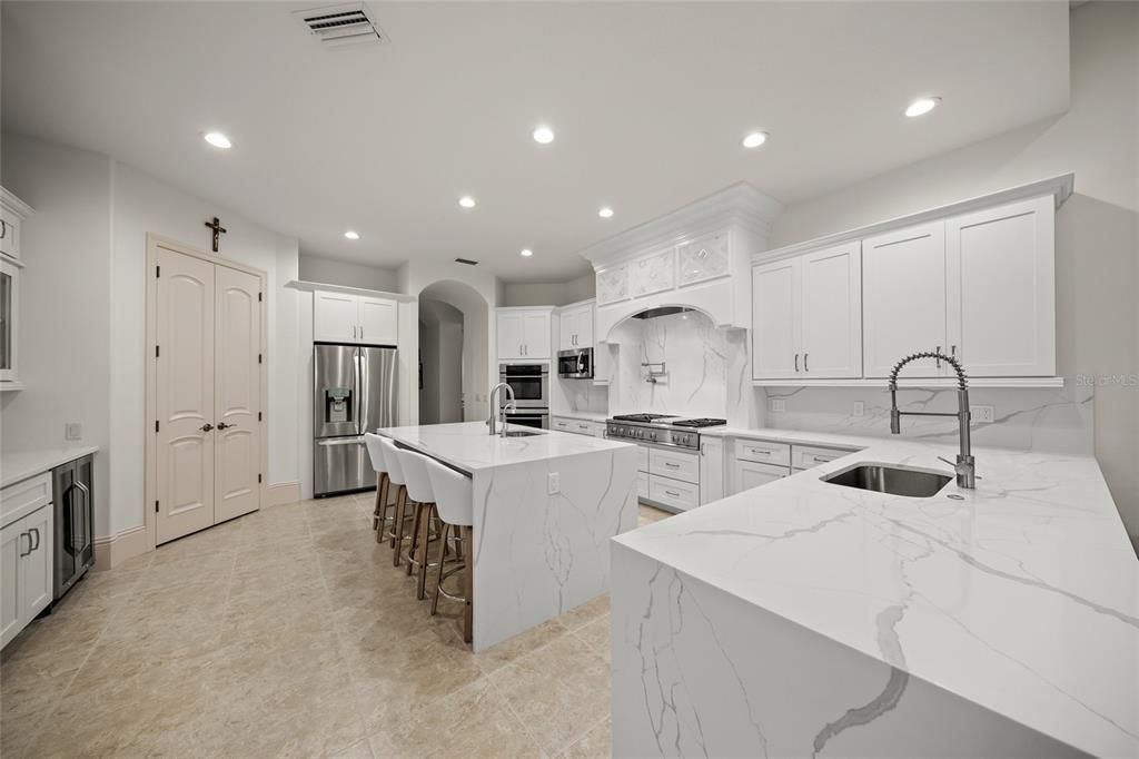 待售: $2,495,000 (4 贝兹, 4 浴室, 5426 平方英尺)