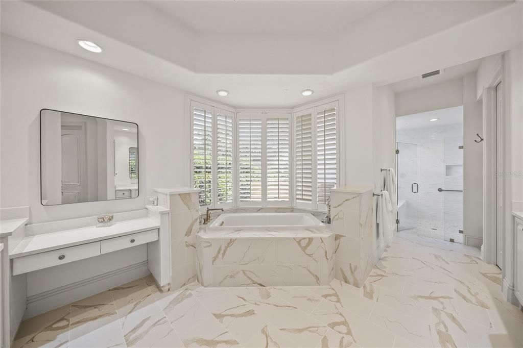 待售: $2,495,000 (4 贝兹, 4 浴室, 5426 平方英尺)