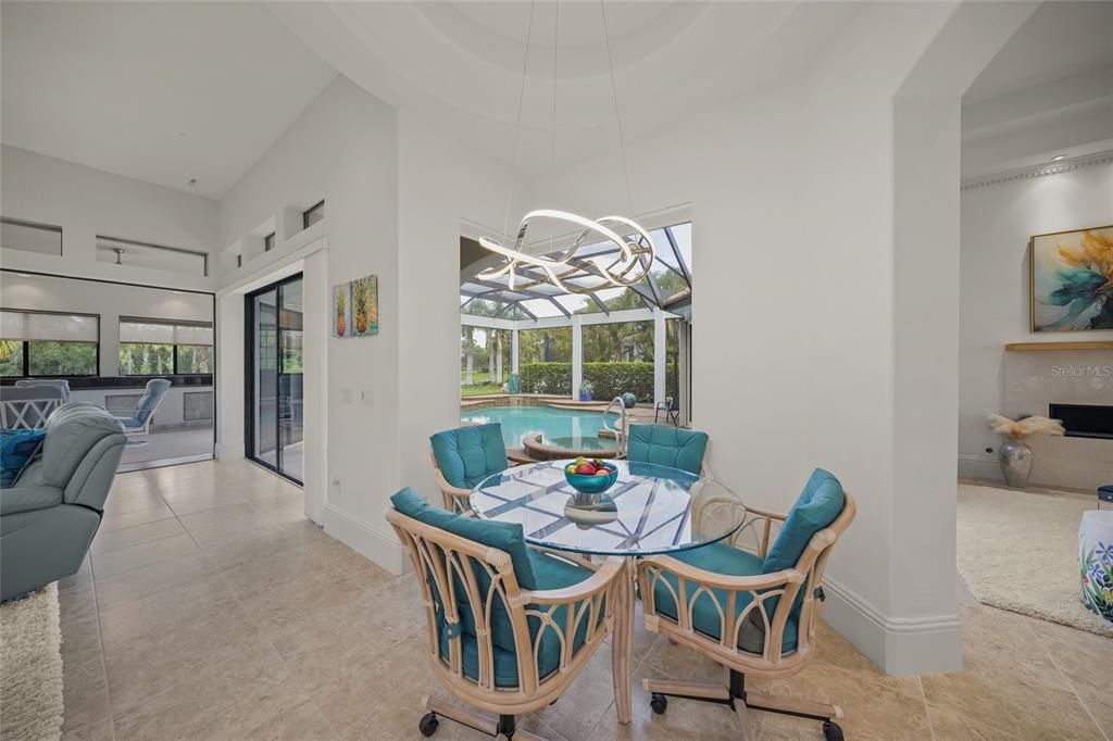 待售: $2,495,000 (4 贝兹, 4 浴室, 5426 平方英尺)