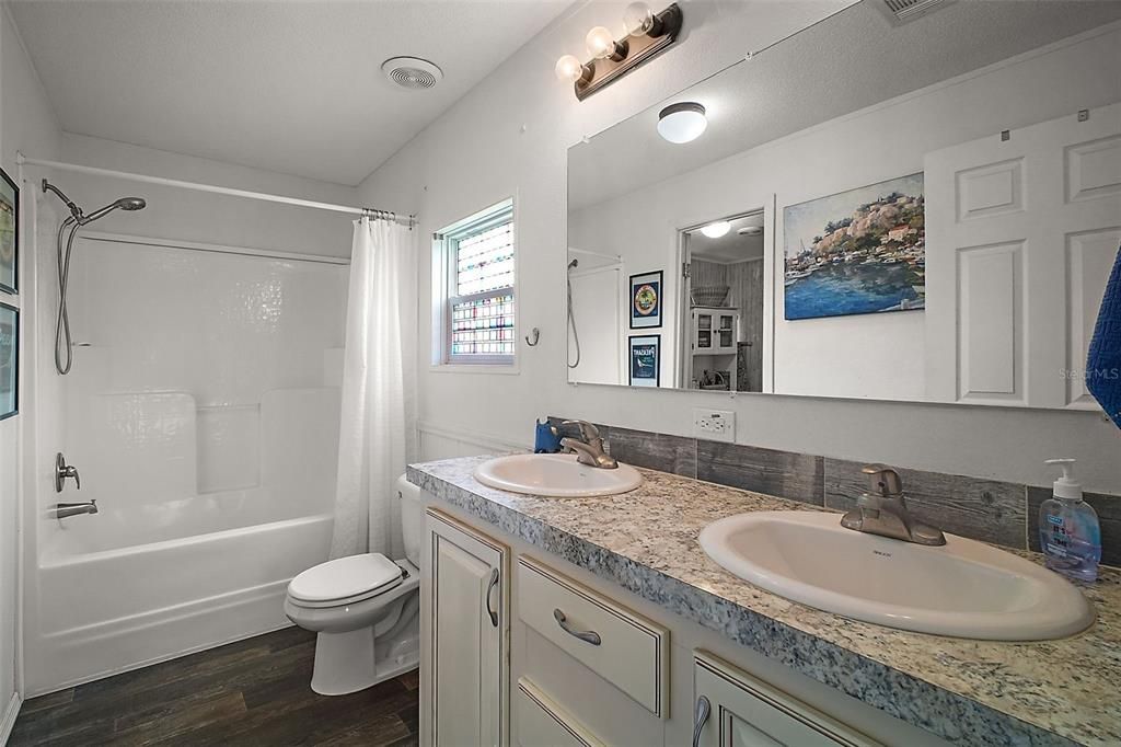 待售: $235,900 (3 贝兹, 2 浴室, 1248 平方英尺)