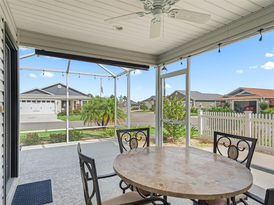 For Rent: $2,250 (2 beds, 2 baths, 1184 Square Feet)