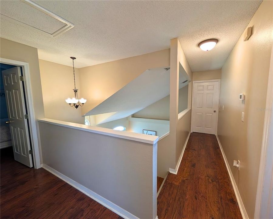 На продажу: $475,000 (4 спален, 2 ванн, 1987 Квадратных фут)