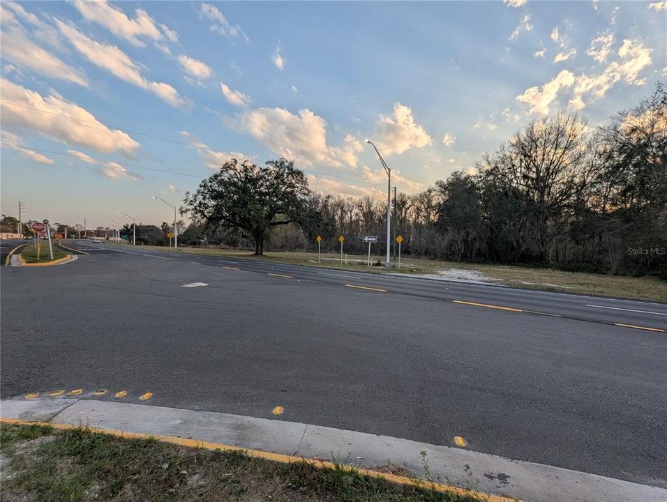 待售: $354,500 (4.01 acres)