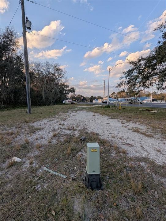 待售: $354,500 (4.01 acres)