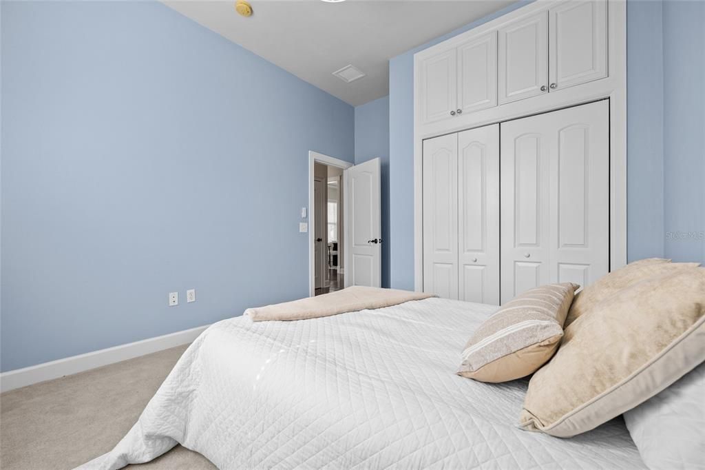 Active With Contract: $699,000 (5 beds, 3 baths, 2995 Square Feet)