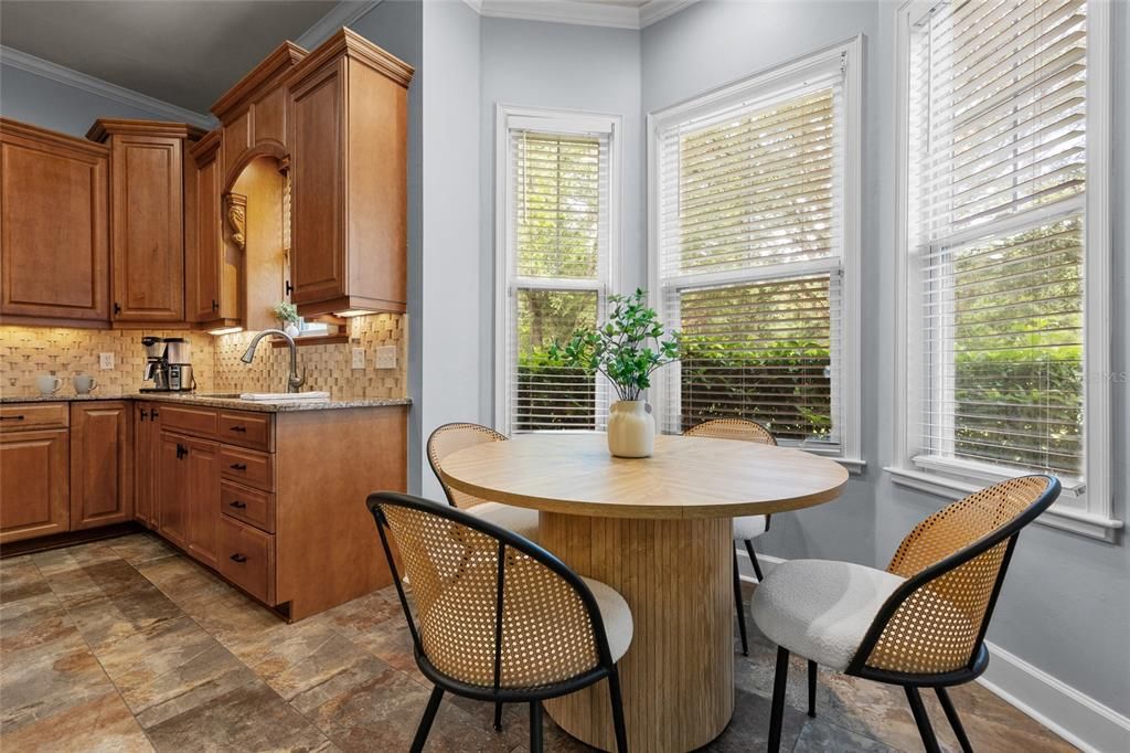 Active With Contract: $699,000 (5 beds, 3 baths, 2995 Square Feet)